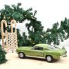 Ford Mustang Fastback GT 1968 Lime Or métallisé 1/12 – Image 2
