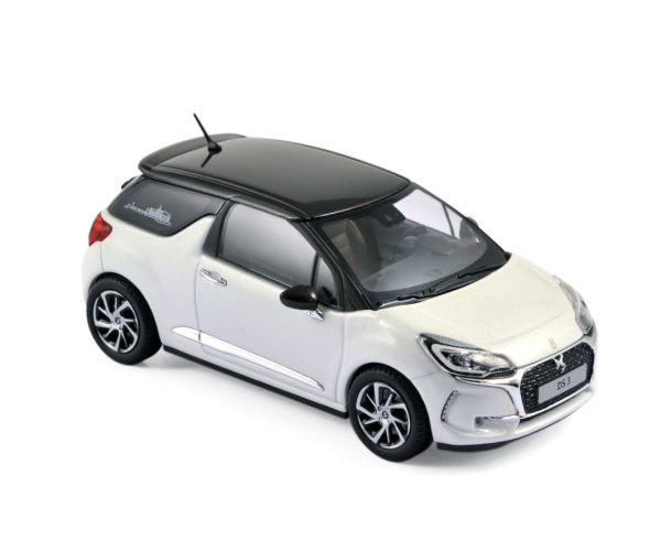 DS 3 2016 Blanc Perle&Noir 1/43