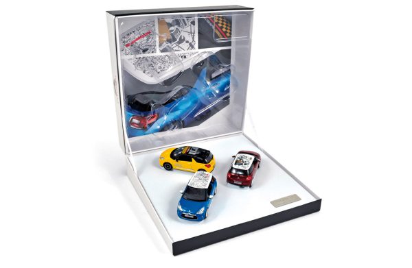 Coffret Citroën DS3 2010 (3 Modelcar) 1/43