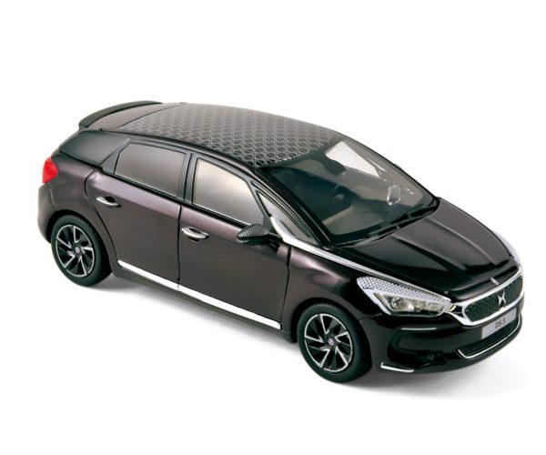 DS 5 2015 Violet chuchoté 1/43