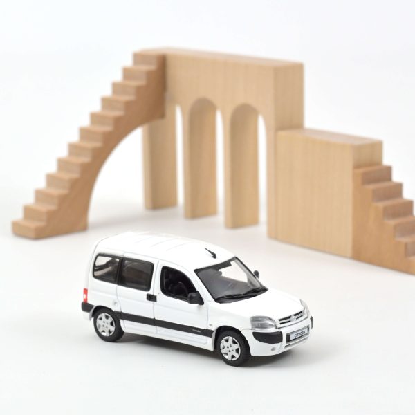 Citroën Berlingo 2004 Blanc 1/43