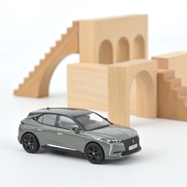 DS 4 Performance Line 2021 Gris laqué 1/43