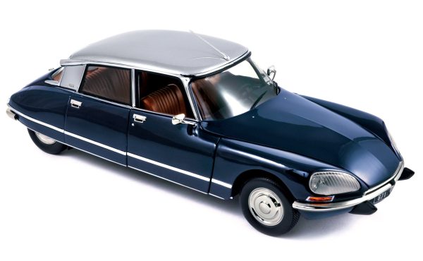 Citroën DS 23 Pallas 1972 Bleu nuit 1/18