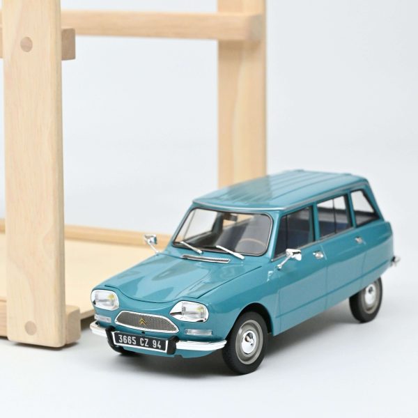 Citroën Ami 8 Break 1975 Bleu Pétrel 1/18