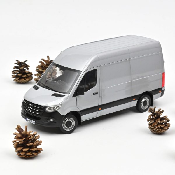 Mercedes-Benz Sprinter 2018 Argent 1/18