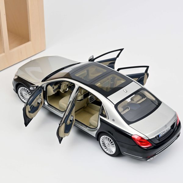 Mercedes-Maybach S 650 2018 Noir métallisé/Argent 1/18