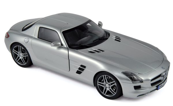 Mercedes-Benz SLS AMG Coupe 2010 Gris métallisé 1/18