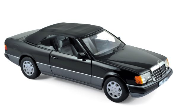 Mercedes-Benz 300 CE-24 Cabriolet 1990 Noir 1/18