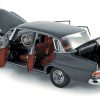 Mercedes-Benz 200 Sedan 1966 Gris 1/18 – Image 2