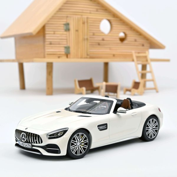 Mercedes-AMG GT C Roadster 2019 Blanc métallisé 1/18