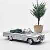 Mercedes-Benz 280 SE Cabriolet 1969 Argent métallisé 1/18 – Image 2