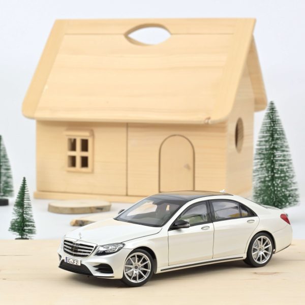 Mercedes-Benz Classe S AMG-Line 2018 Blanc métallisé 1/18