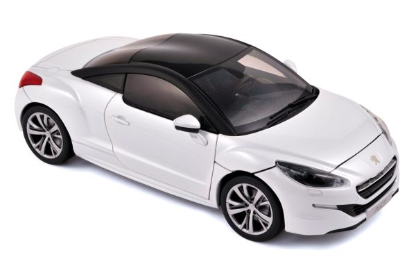 Peugeot RCZ 2012 Blanc nacré et noir 1/18