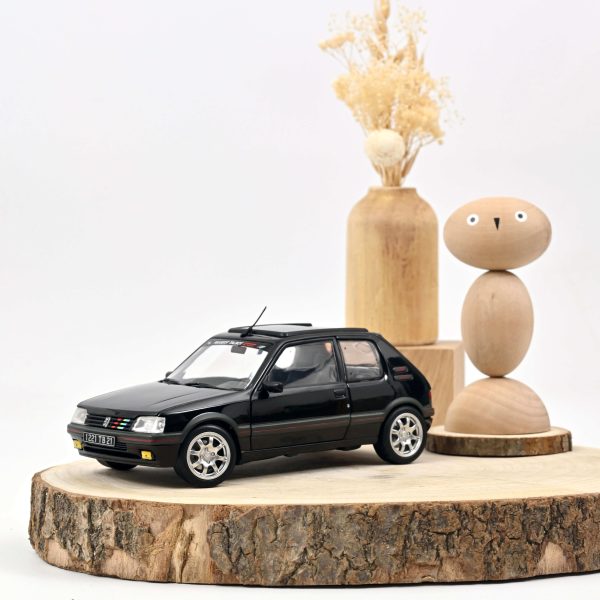 Peugeot 205 GTi 1.9 1990 Noir PTS 1/18 - 205pcs