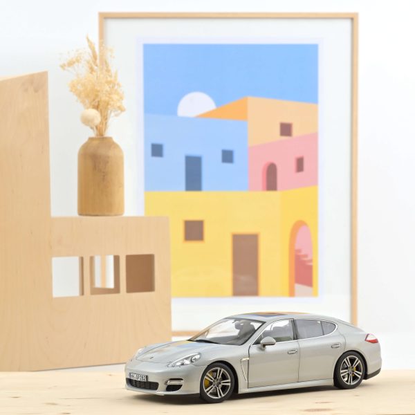 Porsche Panamera Turbo 2009 Argent 1/18