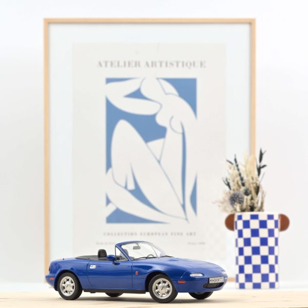 Mazda MX-5 1989 Bleu Naval 1/18 - 100pcs
