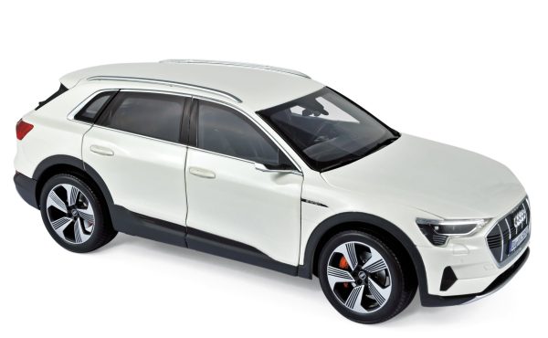 Audi e-tron 2019 Blanc métallisé 1/18