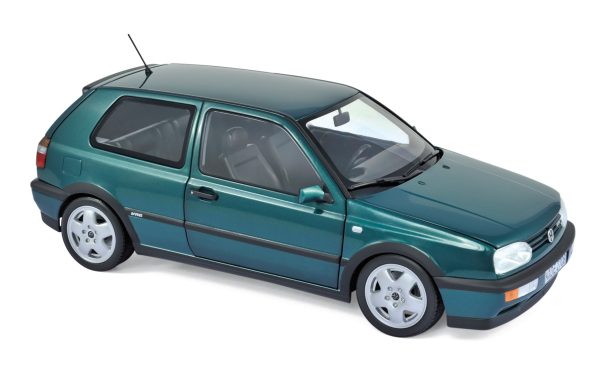 VW Golf VR6 1996 Vert métallisé 1/18