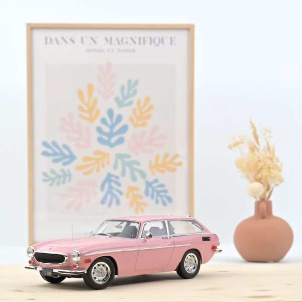 Volvo 1800 ES (version US) 1973 Rose 1/18 - 100pcs