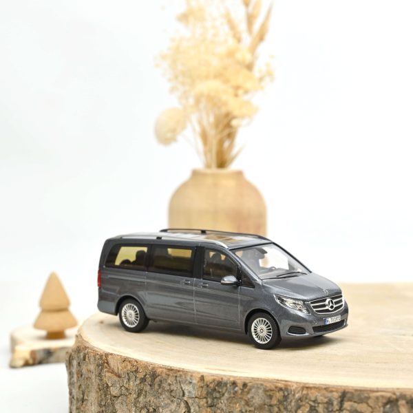 Mercedes-Benz Classe V 2015 Gris métallisé 1/43