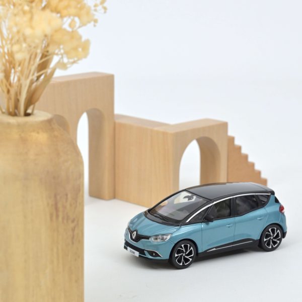Renault Scénic 2016 Bleu Céleste et Noir 1/43