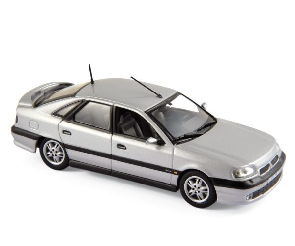 Renault Safrane Biturbo Baccara 1993 Argent 1/43