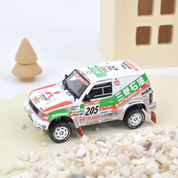 Mitsubishi Pajero 1997 Dakar Rally Winner 205 K.Shinozuka 1/43