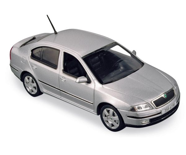 Sköda Octavia Berline Argente 1/43
