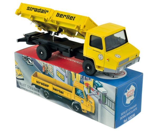 Berliet Stradair camion benne latérale 1/43